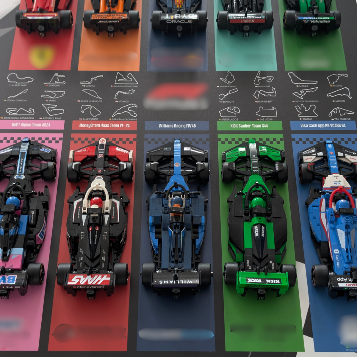 Générique Display à encadrer 50×70 cm pour collection LEGO F1 Speed Champions – Support Forex 3 mm - Décoration murale pour collectionneurs - Figurines non incluses